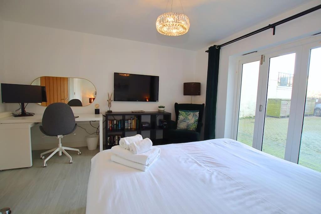 Market Street - 2 Bed *