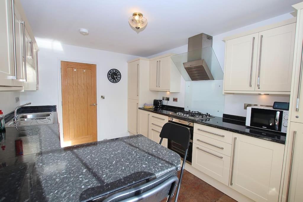 Apartment Market Street - 2 Bed *